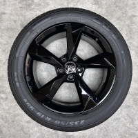 19 inch originele velgen + zomerbanden Audi Q3 83A601025N set 2