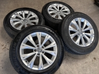17 inch originele Montana velgen + winterbanden Volkswagen Tiguan set 1 5NA601025