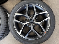 17 inch originele Taranis  velgen + winterbanden velgen Kia Ceed