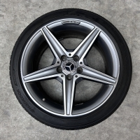 18 inch originele AMG velgen + zomerbanden Mercedes C klasse W205 A2054011100 | A2054011200