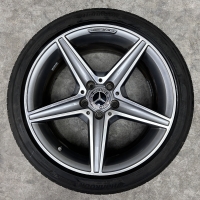 18 inch originele AMG velgen + zomerbanden Mercedes C klasse W205 A2054011100 | A2054011200