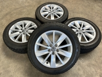 15 inch originele Tosa velgen + winterbanden VW Polo 6C0601025