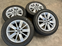 15 inch originele Tosa velgen + winterbanden VW Polo 6C0601025