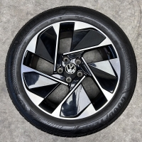 18 inch originele East Derry velgen + zomerbanden Volkswagen ID.3 10A601025C set 1