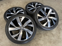 18  inch Volkswagen Golf 8 sport  velgen 225 40 18 set 2