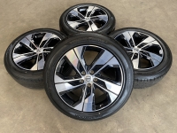 18 inch originele velgen + zomerbanden Volvo V60 CC / XC70 31680199