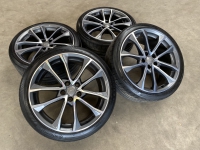 19 inch originele velgen + zomerbanden Audi A4 S4 B8 B9 8W0601025BF