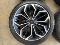 18 inch originele velgen + vierseizoenenbanden Ford Focus  JX7C-1007-H1A