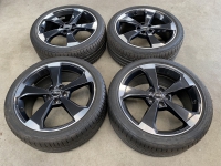 19 inch originele rotor velgen Audi Q2  235 40 19