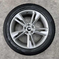 19 inch originele velgen + zomerbanden Audi Q3 83A601025M