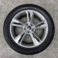 19 inch originele velgen + zomerbanden Audi Q3 83A601025M