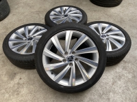 18 inch originele Perseus velgen Skoda Octavia  225 45 18