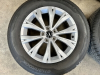 17 inch originele Montana velgen + zomerbanden Volkswagen Tiguan 5NA601025