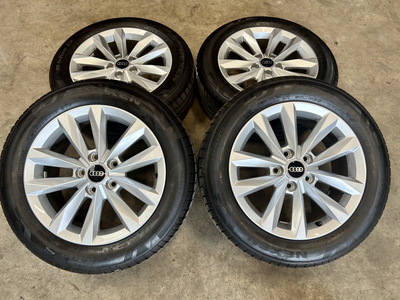 16 inch originele velgen + zomerbanden Audi A3 8Y0601025