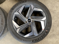 19 inch originele velgen + zomerbanden Hyundai Tucson 52910 N7320