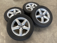 16 inch originele velgen + winterbanden Volkswagen Passat Aspen 3G0601025