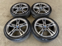 18 inch originele M velgen + zomerbanden BMW 1 serie F40 style 556 M 8053524