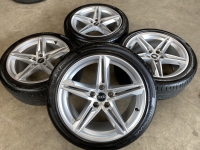 18 inch originele velgen + zomerbanden Audi A5 8W0601025DE