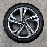 17 inch originele Valencia velgen + zomerbanden Volkswagen Golf 8 5H0601025AF