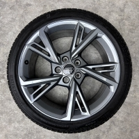 18 inch originele velgen +  zomerbanden Audi A3 S3 8Y 8Y060102G set 2