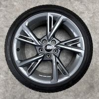 18 inch originele velgen +  zomerbanden Audi A3 S3 8Y 8Y060102G set 2