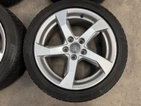 17 inch originele velgen + winterbanden Audi A3 8V0601025CT