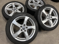 17 inch originele velgen + winterbanden Audi A3 8V0601025CT