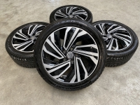 17 inch originele winterset Volkswagen Golf Tornado 225 45 17