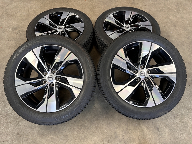 18 inch originele velgen + winterbanden Volvo V60 CC / XC70 31680199