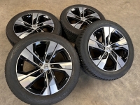 18 inch originele velgen + winterbanden Volvo V60 CC / XC70 31680199