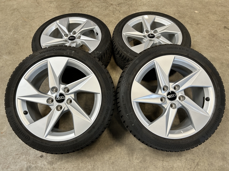 17 inch originele velgen + winterbanden Audi A3 8Y0601025A