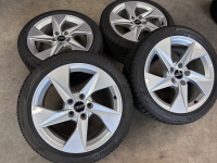 17 inch originele velgen + winterbanden Audi A3 8Y0601025A