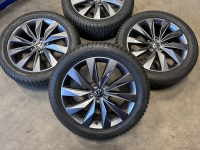 19 inch originele Tayron velgen + winterbanden Volkswagen Tiguan 55G601025C