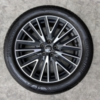 19 inch originele velgen + zomerbanden Audi Q3 83A601025L set 1