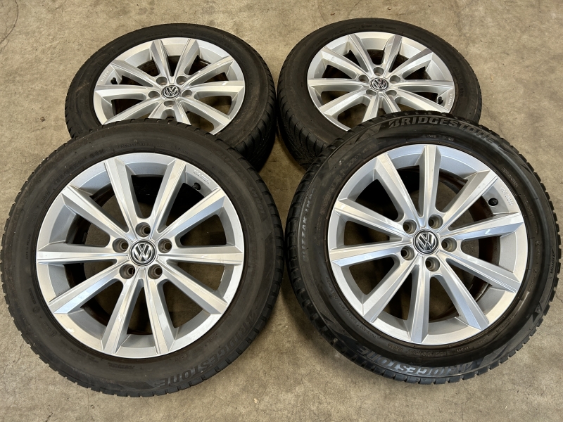 16 inch originele Merano velgen + winterbanden Volkswagen Polo 2G0601025AF