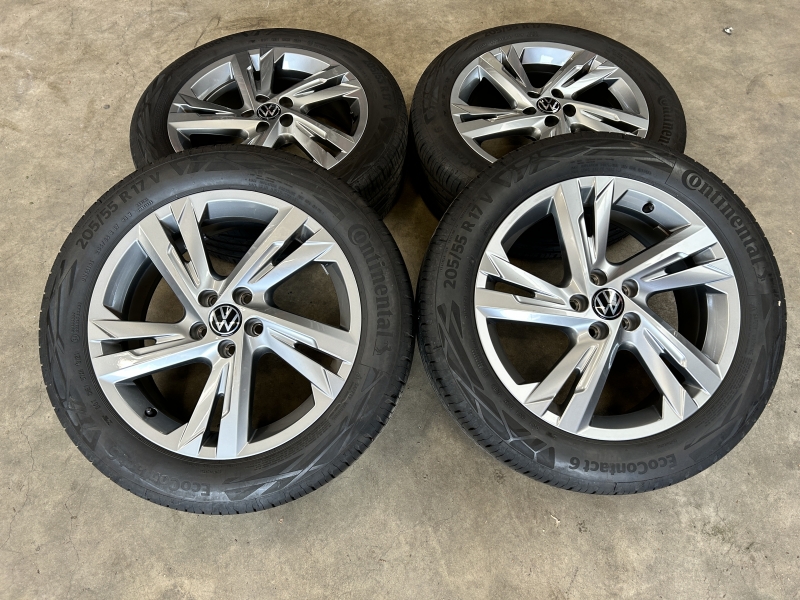 17 inch originele Valencia velgen + zomerbanden Volkswagen t-cross 2G7601025E