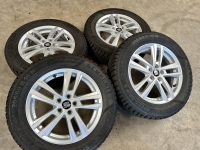 16 inch originele velgen + winterbanden Seat Ateca