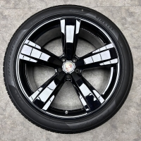 21 inch originele velgen + zomerbanden Porsche Macan 95B601025FE 95B601025FF