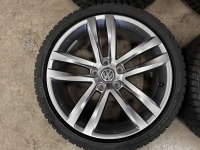 18 inch originele Salvador velgen + winterbanden VW Golf 5G0601025AF