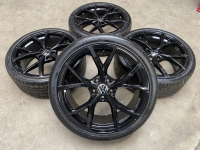 19 inch originele Volkswagen Golf 8 Estoril GTI velgen 5H0601025S set 1