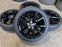 17 inch originele velgen + zomerbanden Toyota Yaris 8535-1