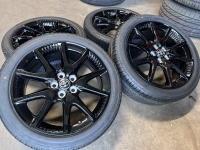 17 inch originele velgen + zomerbanden Toyota Yaris 8535-1