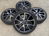 17 inch originele sport velgen Toyota Yaris 205 45 17 8535-1