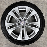 17 inch originele velgen + zomerbanden Mercedes C klasse W204 A2044017502