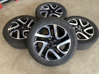 17 inch originele velgen + zomerbanden Renault Captur 17 8967R