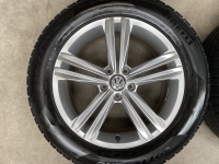 18 inch originele Sebring velgen + winterbanden Volkswagen Tiguan 5NA601025M set 1