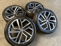18 inch originele Volkswagen Caddy Mount Vernon velgen + zomerbanden 5H0601025K