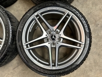 19 inch originele velgen + winterbanden Mercedes C63 S AMG A2054016200 A2054017900 set 1