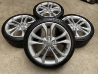 18 inch originele velgen Audi A3 + zomerbanden 225 40 18 8K0601025J