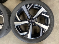 19 inch originele velgen + zomerbanden Nissan Qashqai N88901 2